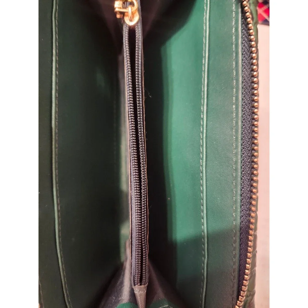 Bebe Croc‑Embossed Green Wristlet Wallet – Gold Hardware